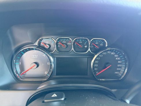 Used 2018 GMC Yukon SLE w/ HD Trailering Package image 11