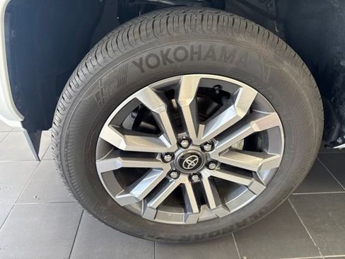Used 2026 Toyota 4Runner Limited AWD/4WD image 2