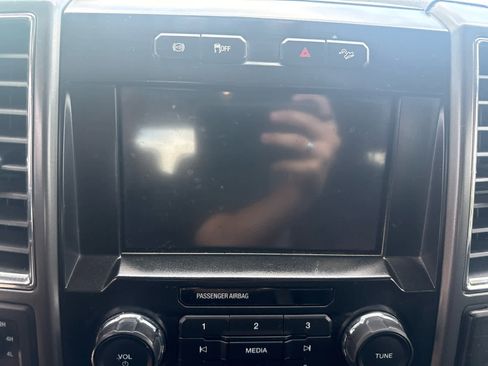 Used 2017 Ford F250 XLT w/ XLT Value Package AWD/4WD image 12