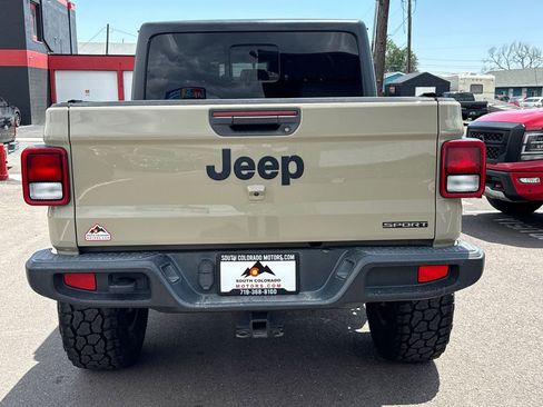 Used 2020 Jeep Gladiator Sport w/ Quick Order Package 24S AWD/4WD image 6