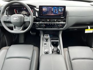 New 2026 Nissan Pathfinder SL video 2