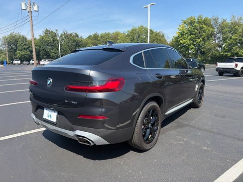 Used 2022 BMW X4 xDrive30i w/ Parking Assistance Package AWD/4WD image 5