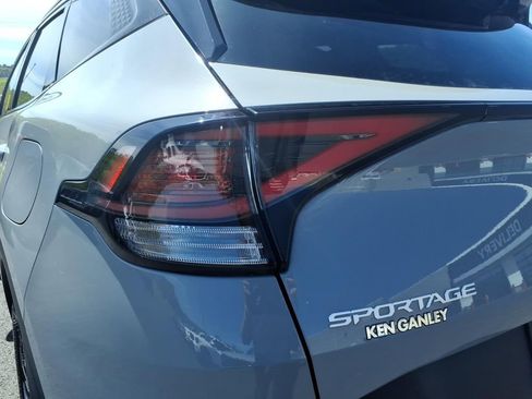 Certified 2023 Kia Sportage X-Line w/ X-Line Premium Package AWD/4WD image 12