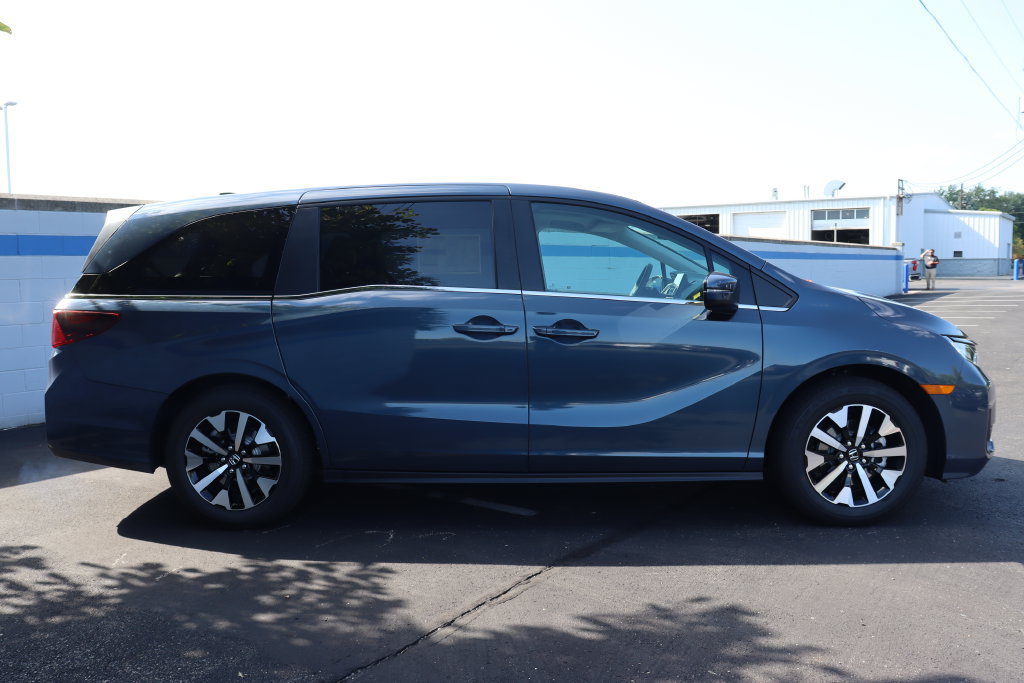 New 2027 Honda Odyssey EX-L image 6