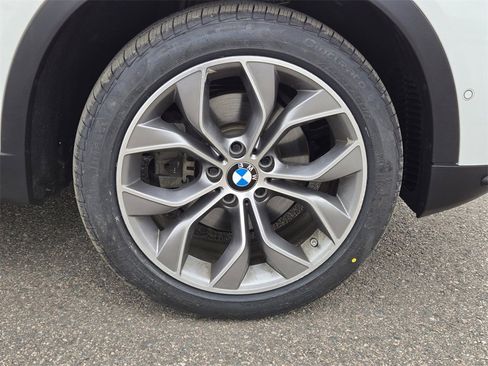 Used 2016 BMW X3 xDrive28d image 11