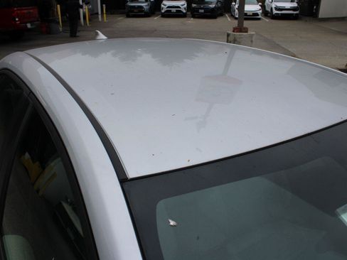 Used 2025 Toyota Corolla SE AWD/4WD image 9