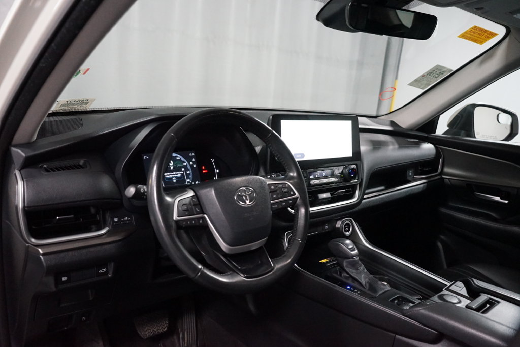 Used 2024 Toyota Grand Highlander AWD image 7