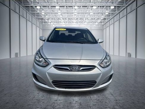 Used 2013 Hyundai Accent GLS FWD image 11