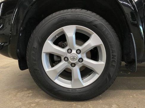 Used 2011 Toyota RAV4 Limited w/ Limited Extra Value Pkg AWD/4WD image 34