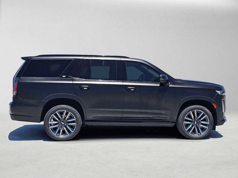 Used 2022 Cadillac Escalade Sport w/ Touring Package AWD/4WD image 2