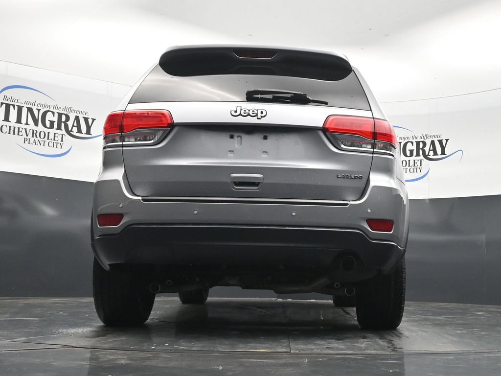 Used 2018 Jeep Grand Cherokee Laredo RWD image 31