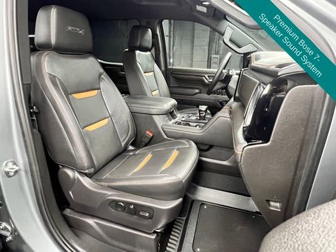 Used 2024 GMC Sierra 1500 AT4 w/ AT4 Premium Package AWD/4WD image 8