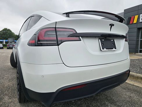 Used 2022 Tesla Model X AWD/4WD image 3