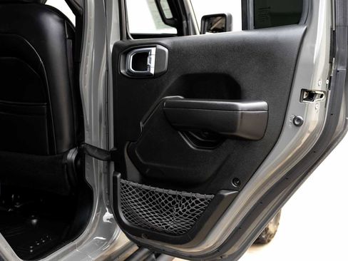 Used 2020 Jeep Wrangler Unlimited Sport S AWD/4WD image 46