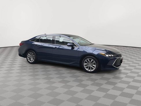 Used 2020 Toyota Avalon XLE w/ Carpet Mat Package FWD image 37