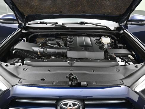 Certified 2024 Toyota 4Runner Limited AWD/4WD image 38