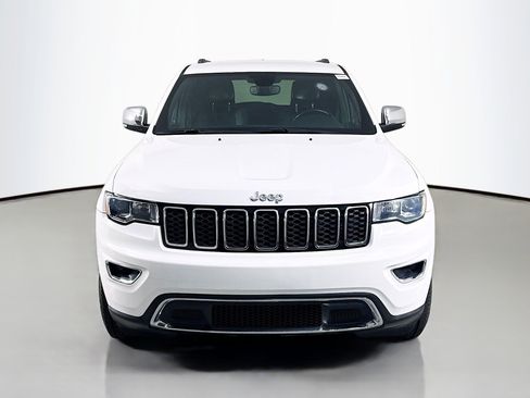 Used 2018 Jeep Grand Cherokee Limited image 2