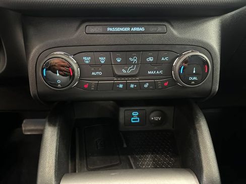 Used 2022 Ford Bronco Sport Outer Banks w/ Tech Package AWD/4WD image 32