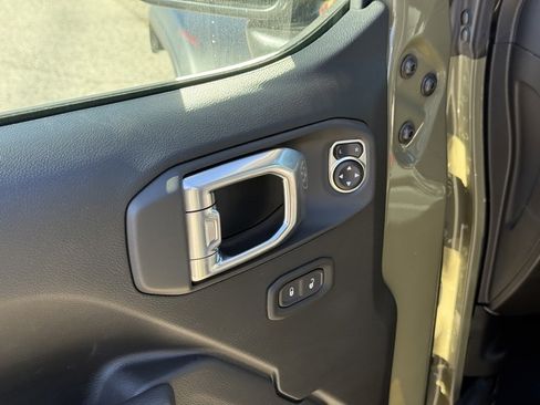 New 2026 Jeep Gladiator Rubicon image 11