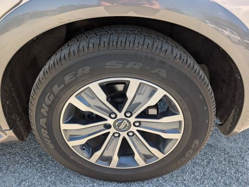 Used 2020 Nissan Armada SL w/ Premium Package RWD image 10