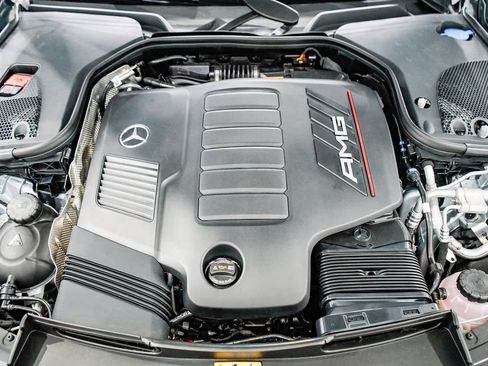 Certified 2024 Mercedes-Benz AMG GT 43 image 28