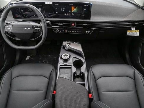New 2025 Kia EV6 Wind image 12