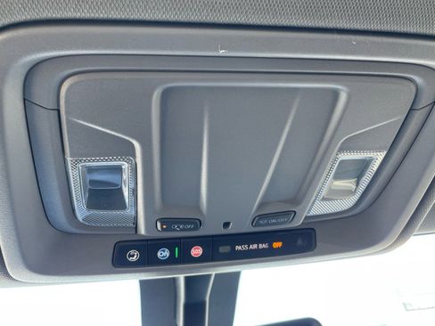 Used 2023 Chevrolet Silverado 2500 LT w/ Convenience Package image 16