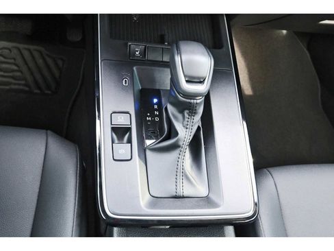 Used 2026 Toyota Corolla Cross XLE w/ Convenience Package image 24