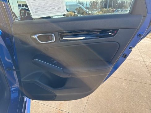 Used 2022 Honda Civic Touring image 26