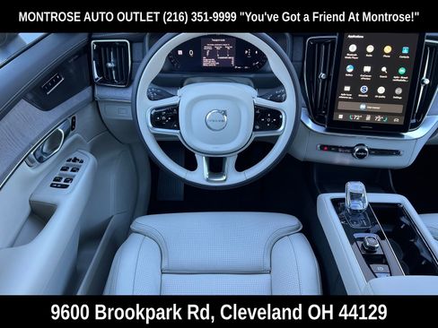 New 2026 Volvo XC90 B6 Ultra image 25