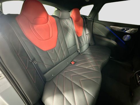 Certified 2024 BMW XM Label Red w/ M Driver's Package image 28