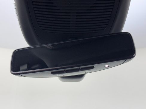 Used 2020 Mercedes-Benz GLE 350 4MATIC w/ Premium Package image 38