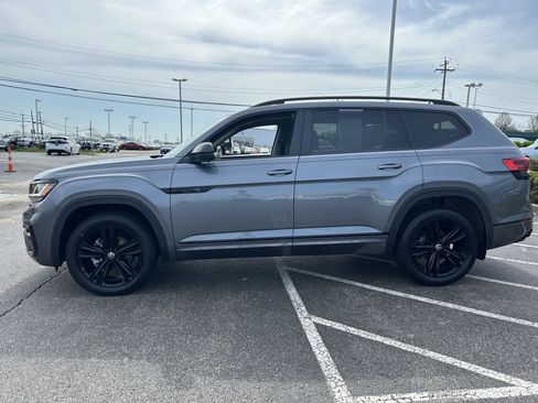 Certified 2023 Volkswagen Atlas SEL R-Line image 4