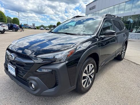 Used 2024 Subaru Outback Premium AWD/4WD image 5