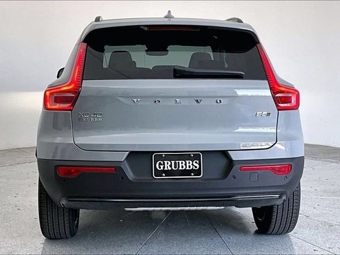 New 2026 Volvo XC40 B5 Ultra w/ Protection Package Premier AWD/4WD image 5