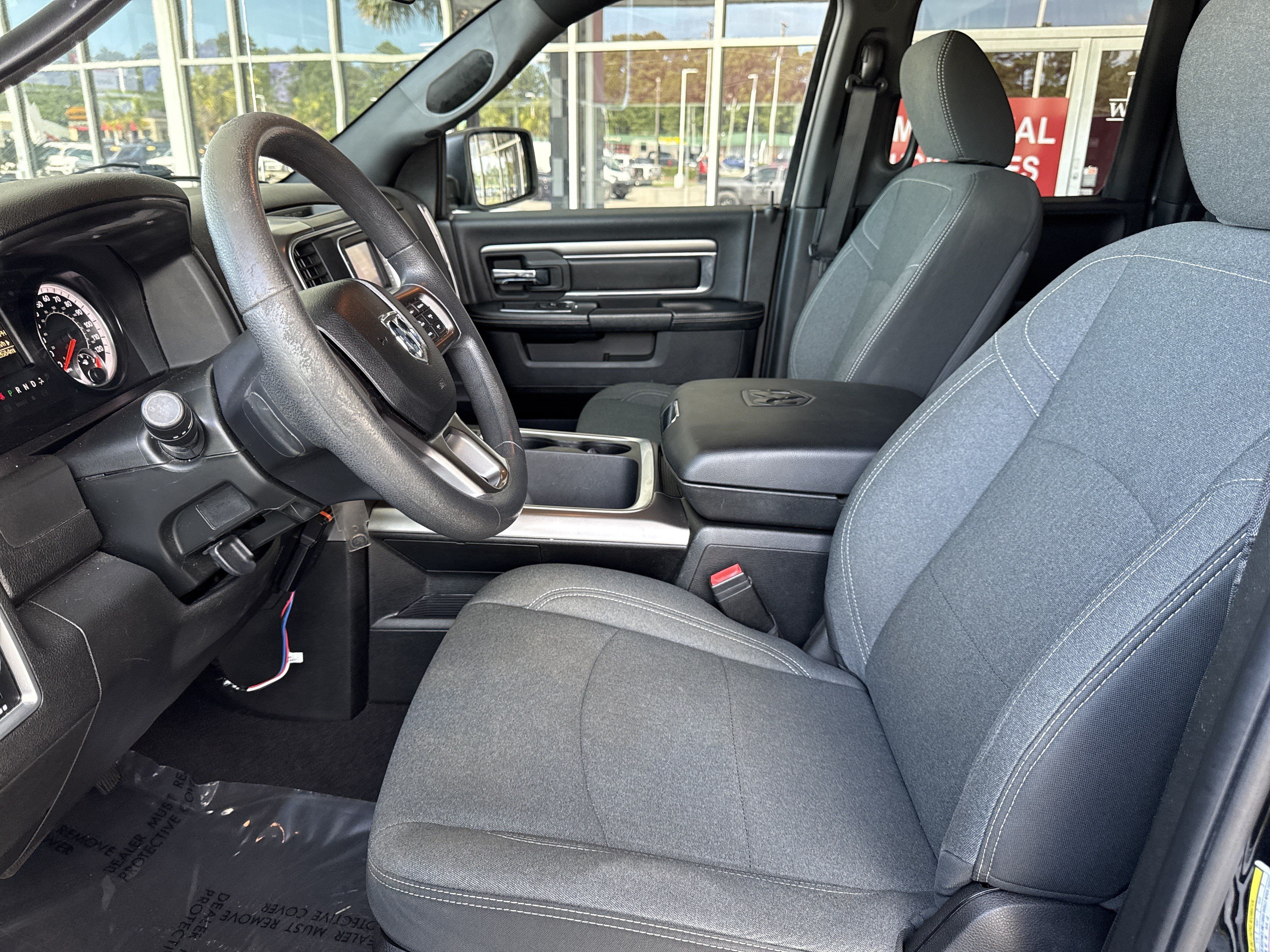 Used 2021 RAM 1500 Warlock AWD/4WD image 15