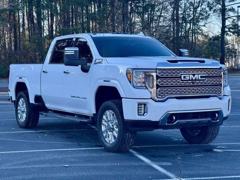 Used 2022 GMC Sierra 2500 Denali w/ Denali Ultimate Package image 11
