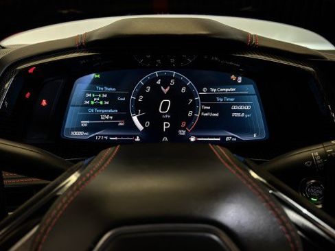 Used 2024 Chevrolet Corvette Z06 w/ Z07 Performance Package RWD image 11