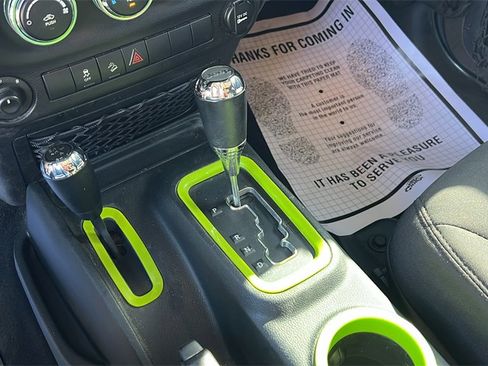 Used 2017 Jeep Wrangler Unlimited Willys image 24