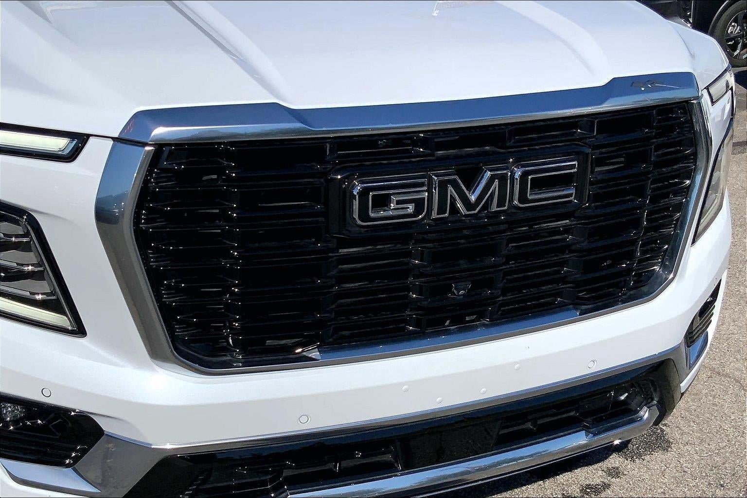 Used 2026 GMC Yukon Denali AWD/4WD image 28