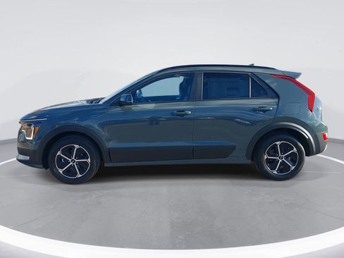 New 2026 Kia Niro EX image 8