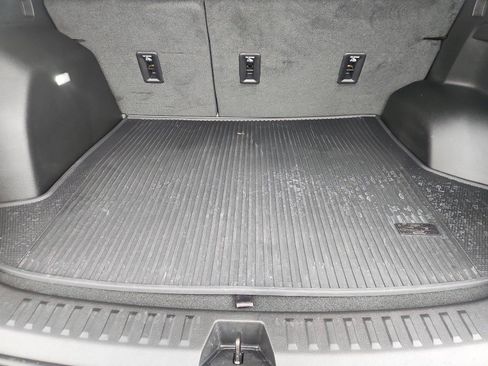 Used 2025 Chevrolet Equinox LT FWD image 25