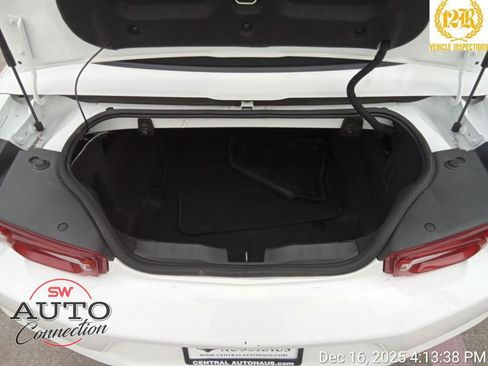 Used 2023 Chevrolet Camaro LT image 9