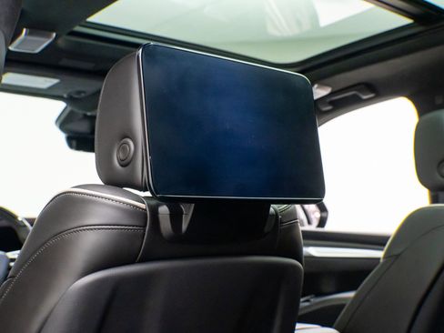 Certified 2025 Cadillac Escalade V w/ LPO, ONYX Package AWD/4WD image 24