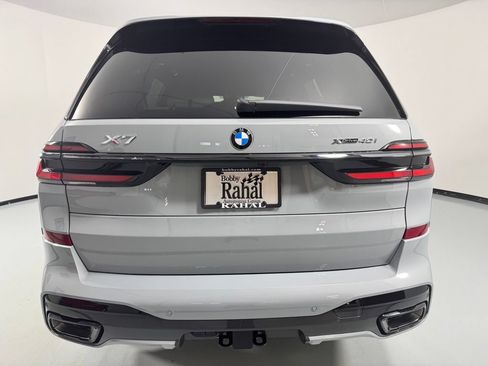 New 2027 BMW X7 xDrive40i w/ M Sport Package AWD/4WD image 6