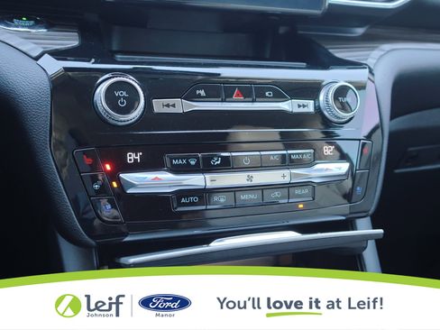 Used 2021 Ford Explorer Limited w/ Equipment Group 301A image 21