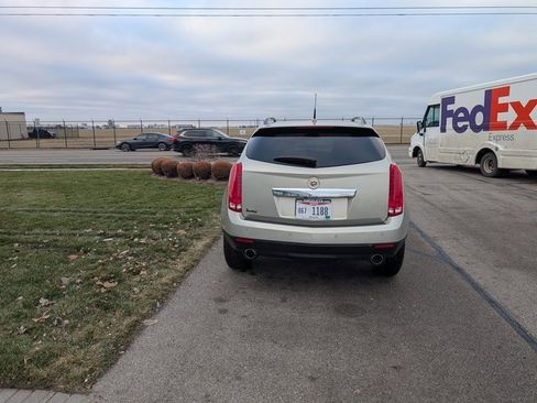 Used 2011 Cadillac SRX Luxury image 9