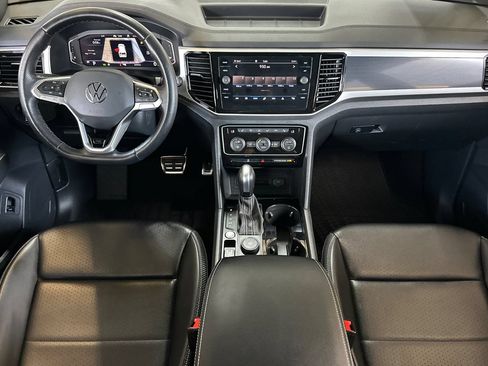 Used 2022 Volkswagen Atlas Cross Sport SEL R-Line AWD/4WD image 14