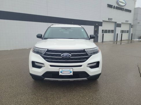 Used 2022 Ford Explorer XLT w/ Equipment Group 202A image 9