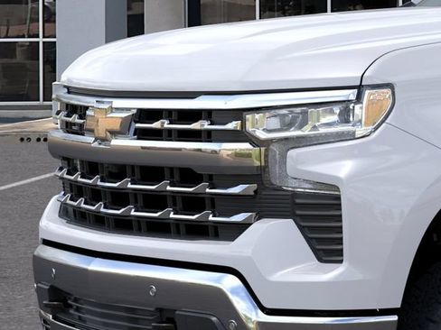 New 2026 Chevrolet Silverado 1500 LTZ w/ Z71 Off-Road Package AWD/4WD image 13